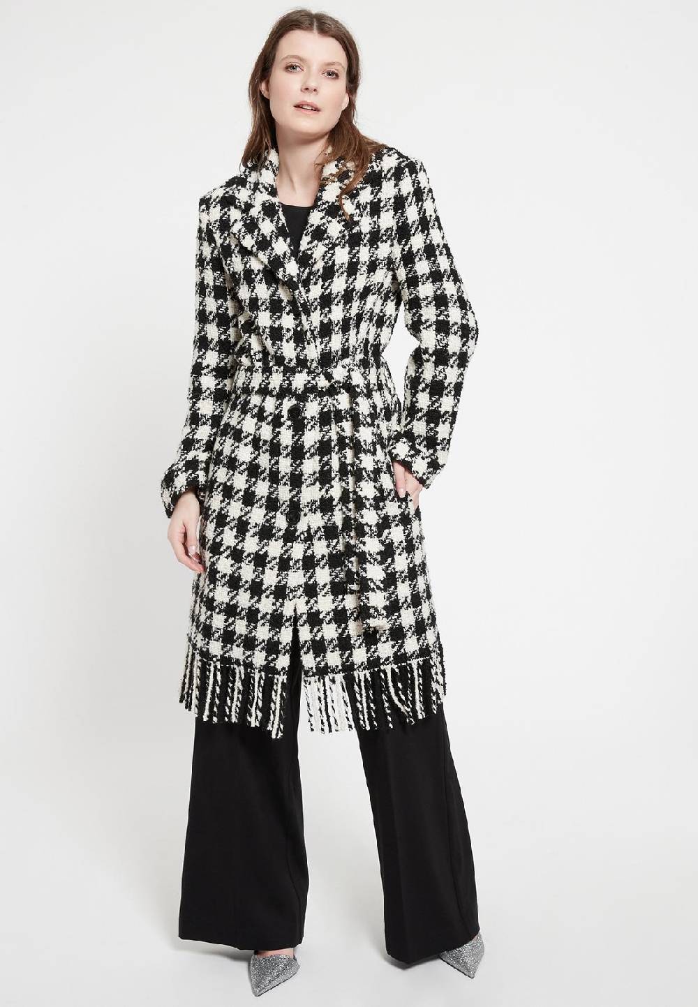 Ana Alcazar Bouclémantel Badmo