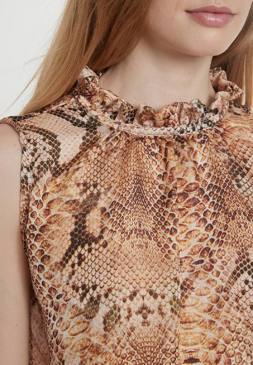 Ana Alcazar Chiffontop Pakosa