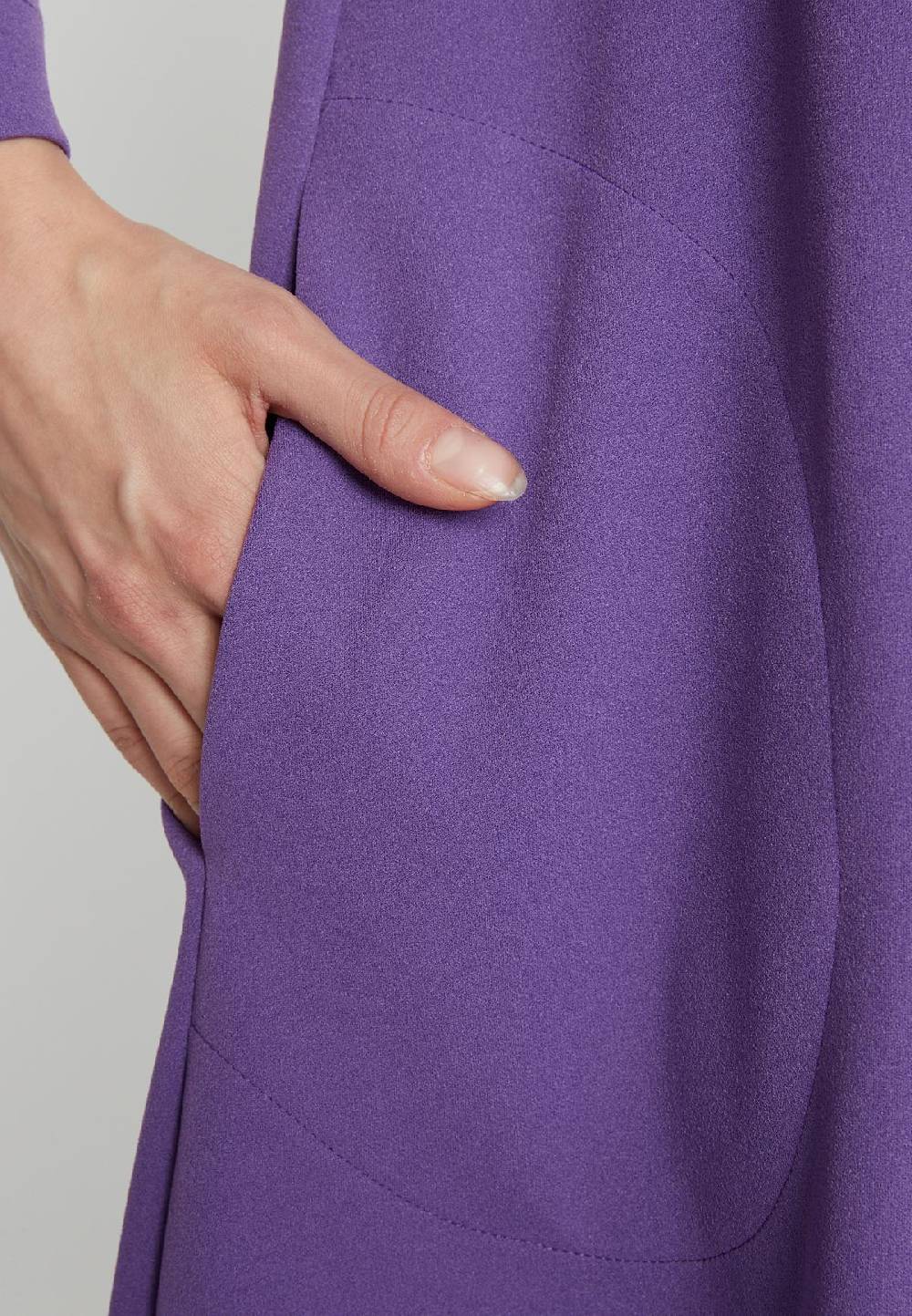 Ana Alcazar Cut Out Kleid Okara