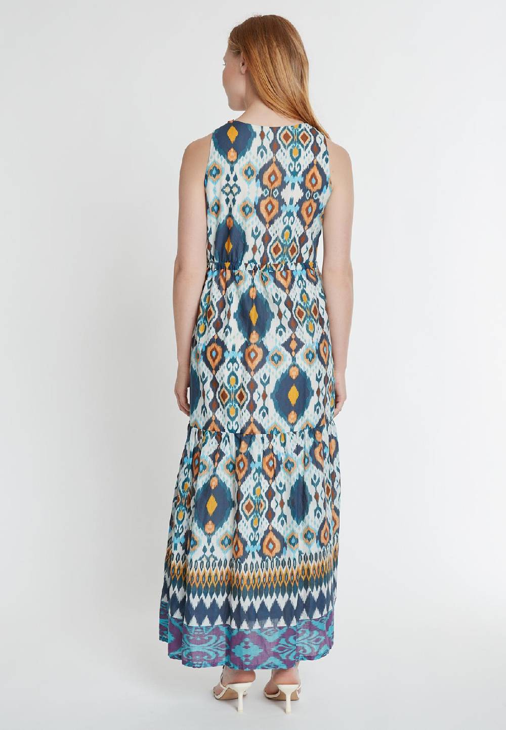 Ana Alcazar Ethnokleid Kaine