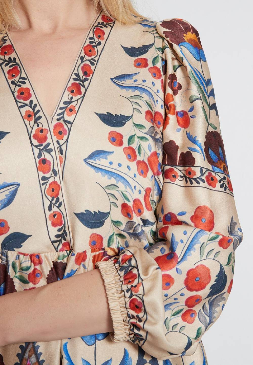 Ana Alcazar Folklorekleid Hamara