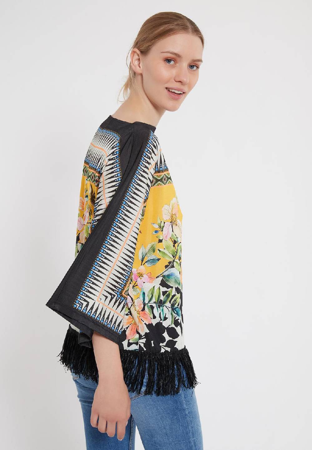 Ana Alcazar Fransen Top Zipal