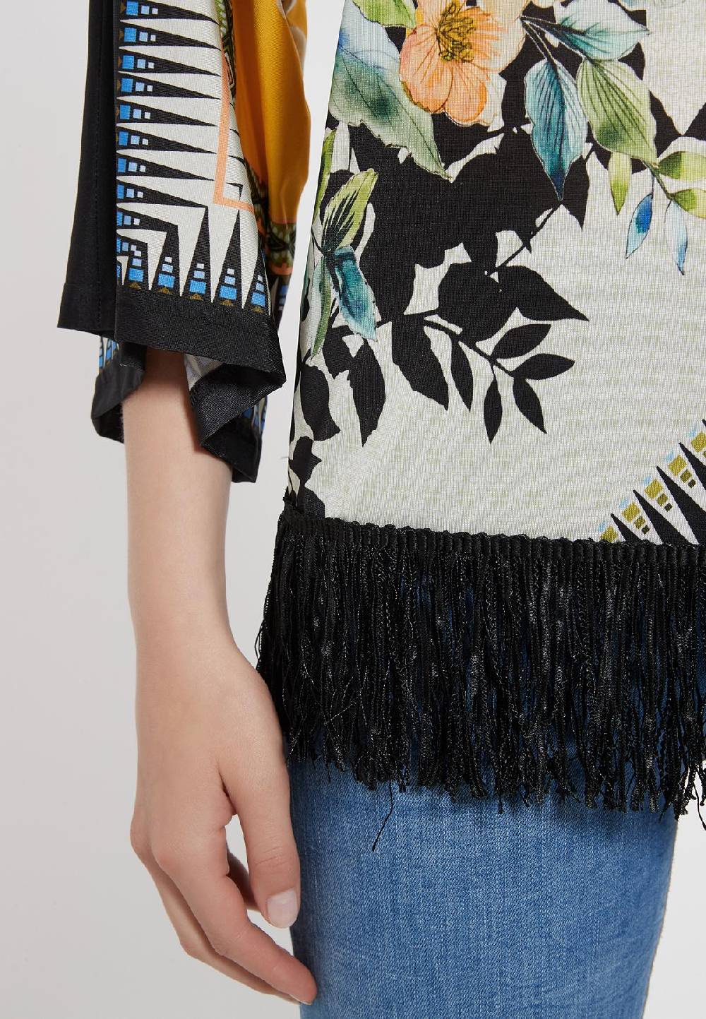 Ana Alcazar Fransen Top Zipal