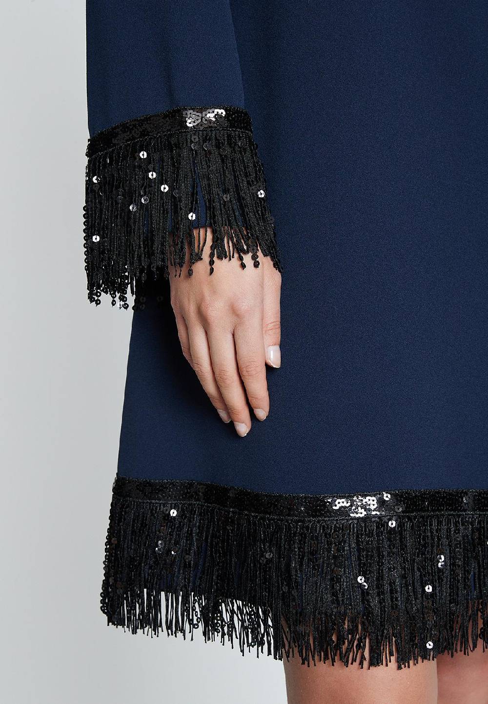 Ana Alcazar Fransenkleid Imones