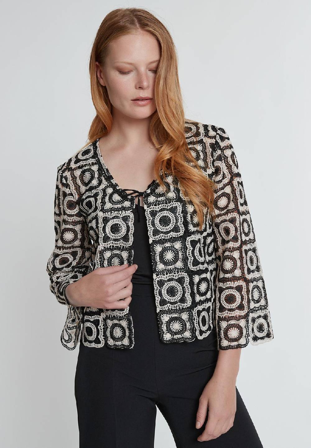 Ana Alcazar Häkeljacke Kabi