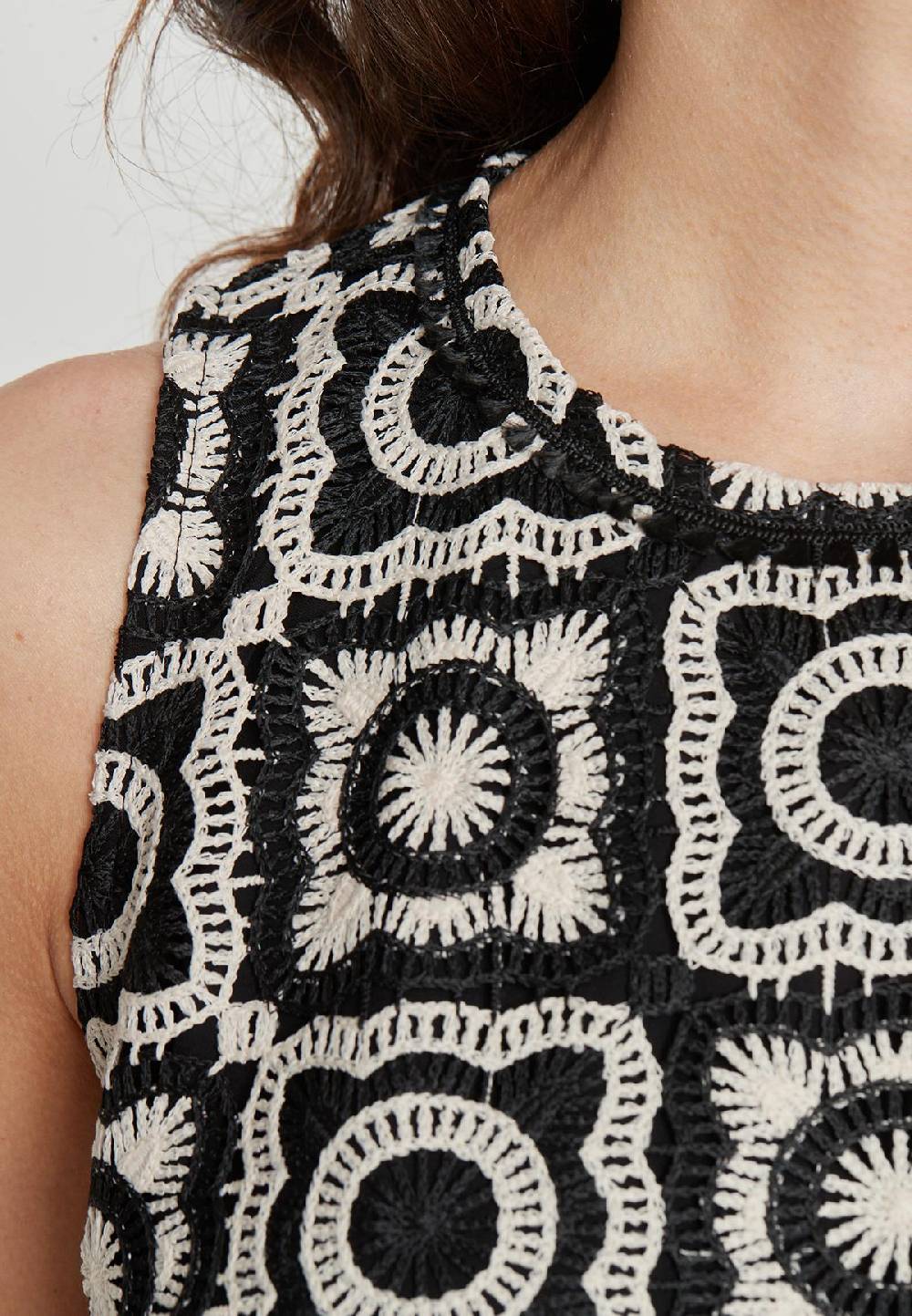 Ana Alcazar Häkelkleid Kabily