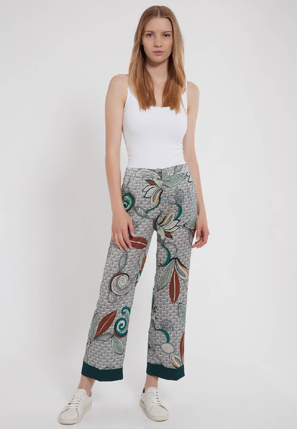 Ana Alcazar Hose Zeslu