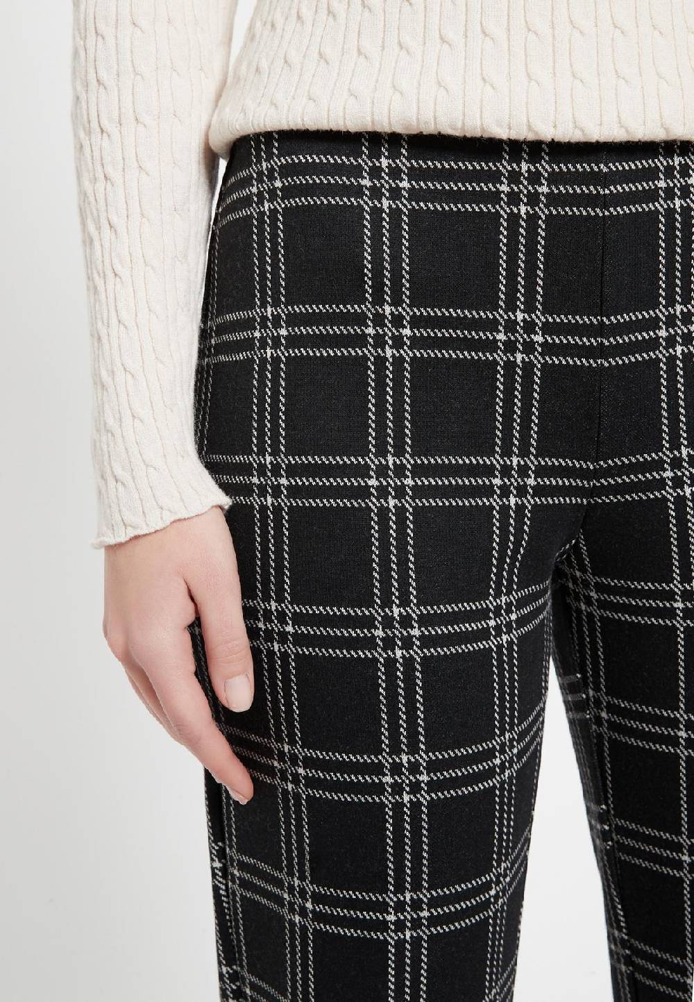 Ana Alcazar Karohose Bemma