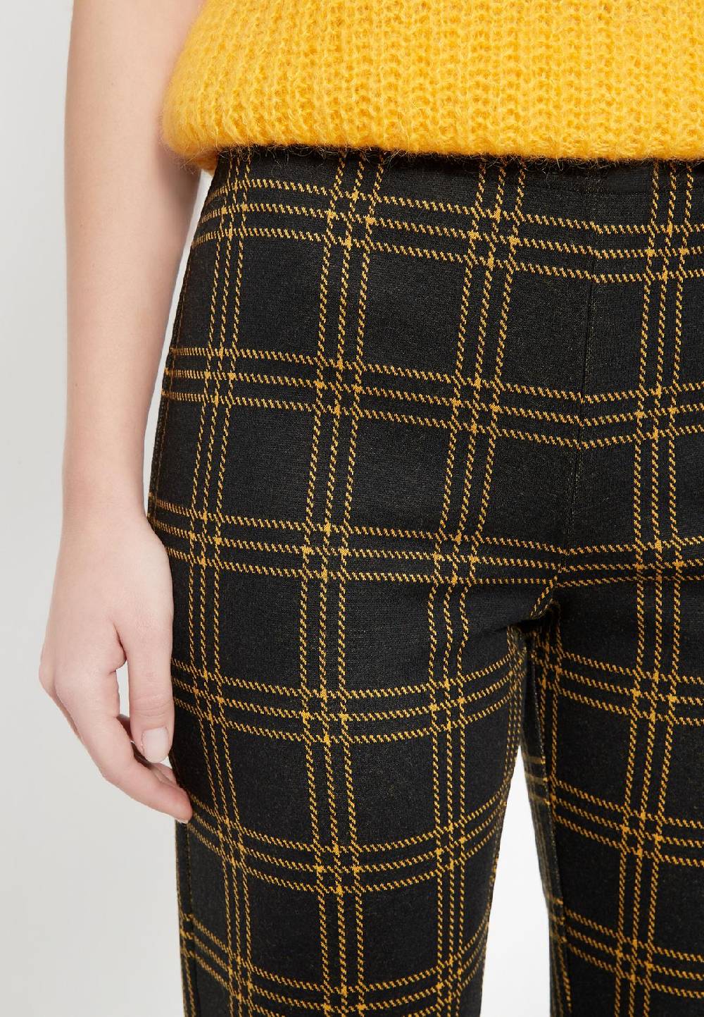 Ana Alcazar Karohose Bemmi