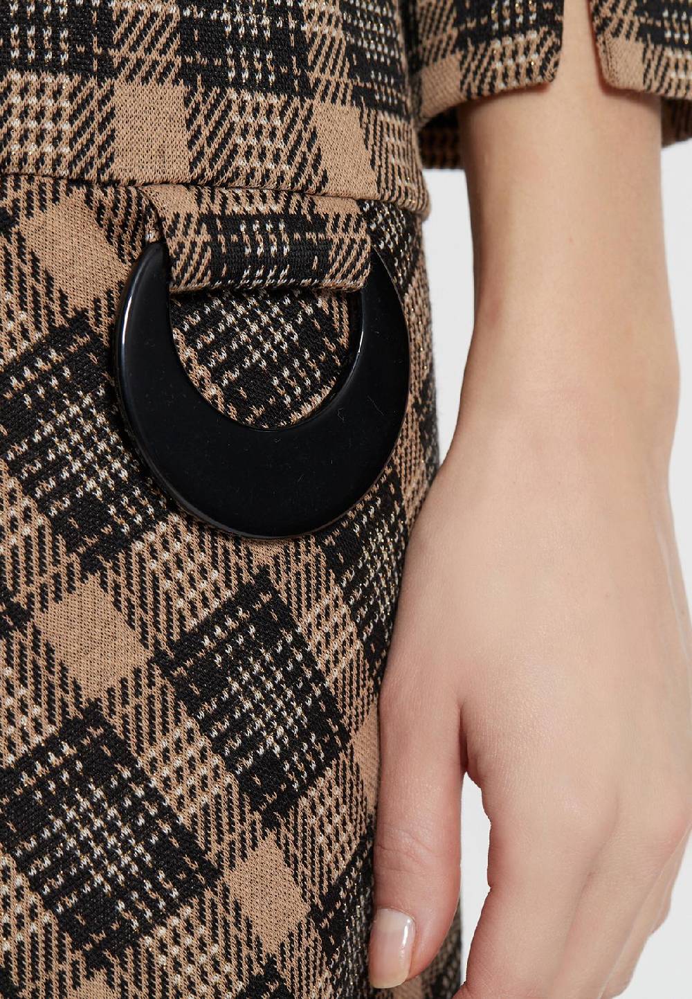 Ana Alcazar Karokleid Emmy