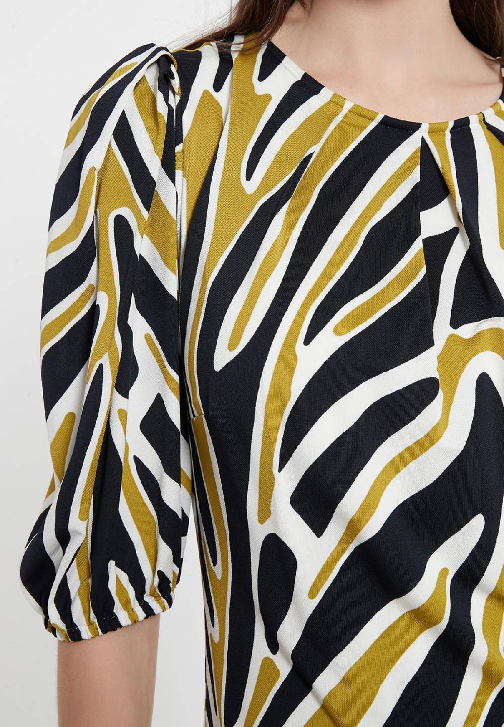 Ana Alcazar Kurzarmkleid Cedie