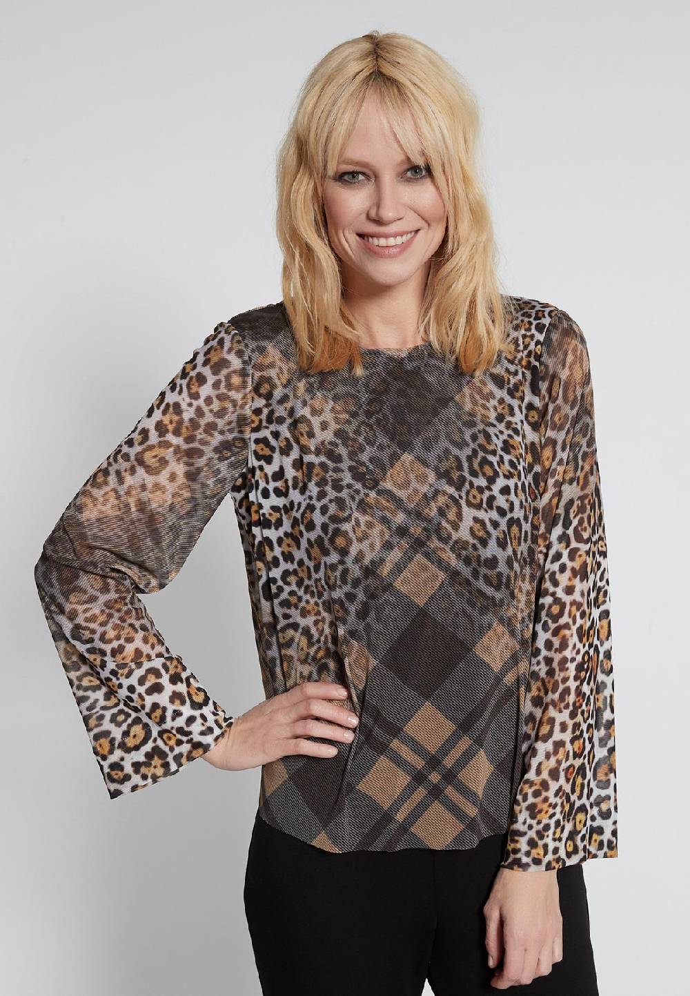 Ana Alcazar Langarmtop Hilmi