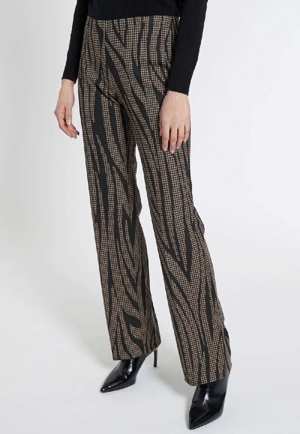 Ana Alcazar Lange Hose Ezosy