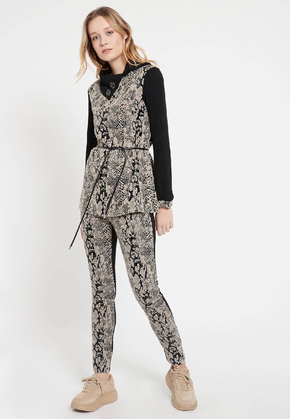 Ana Alcazar Longtop Bacti