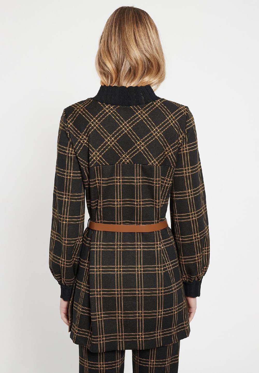 Ana Alcazar Longtop Bemtua