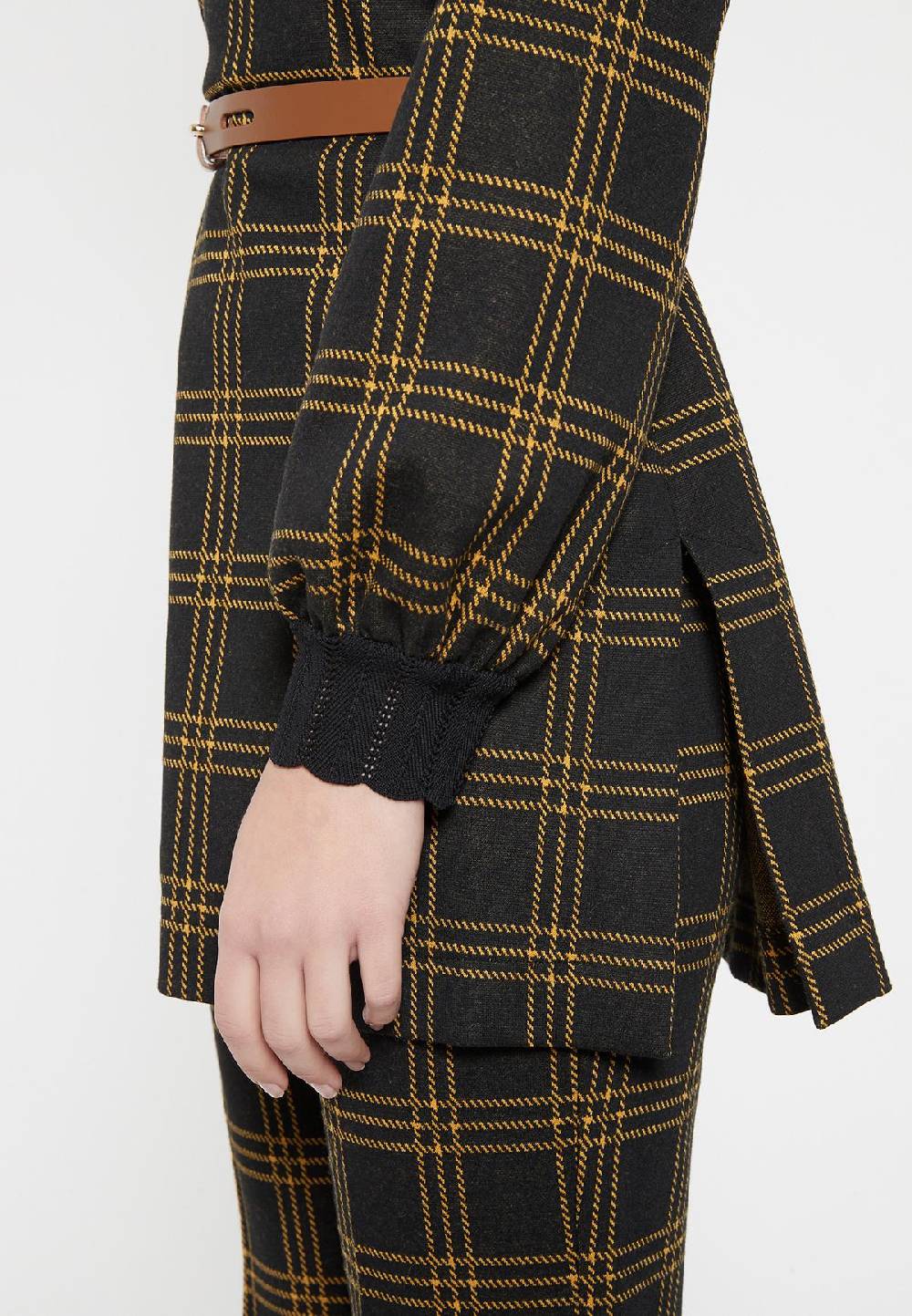 Ana Alcazar Longtop Bemtua