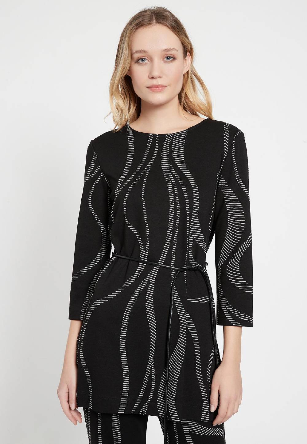 Ana Alcazar Longtop Beos