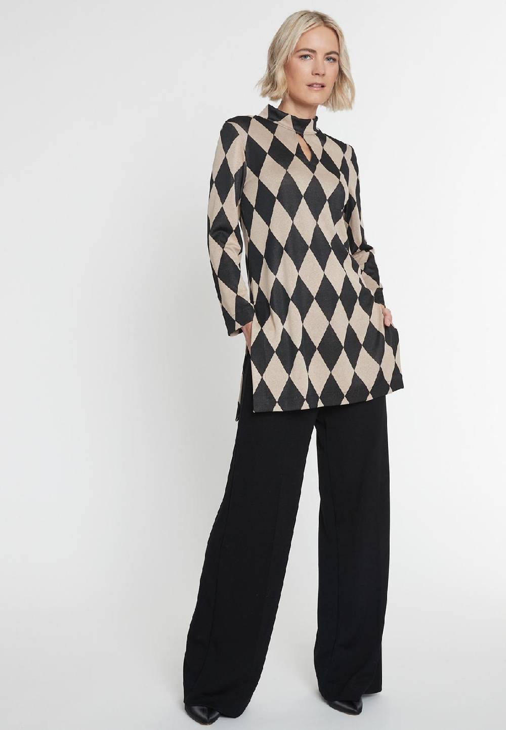 Ana Alcazar Longtop Mios