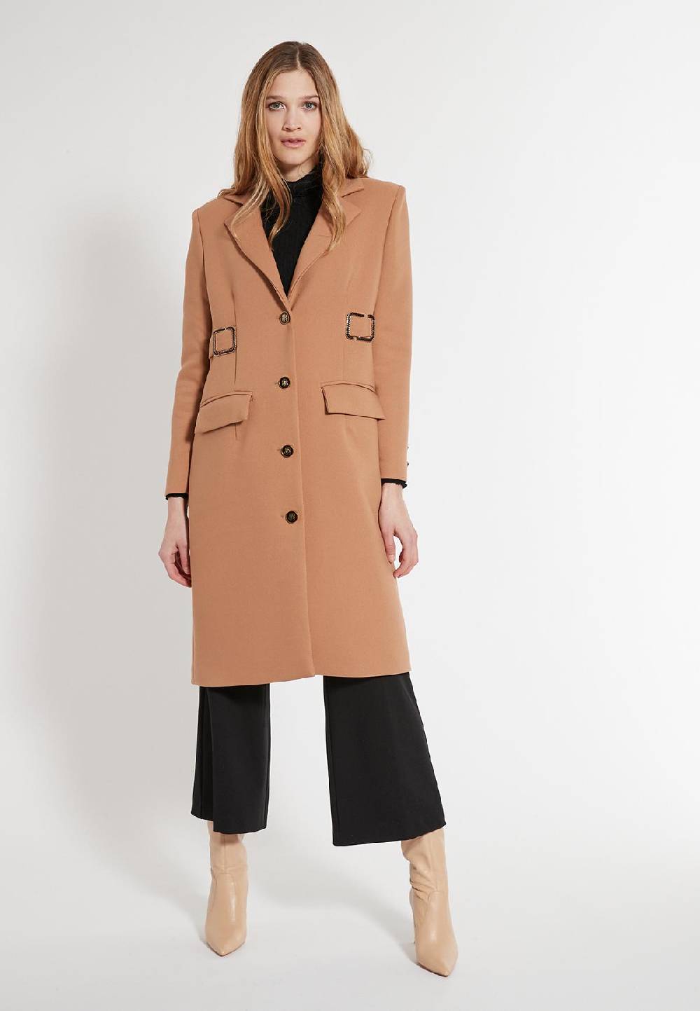 Ana Alcazar Mantel Ebasea