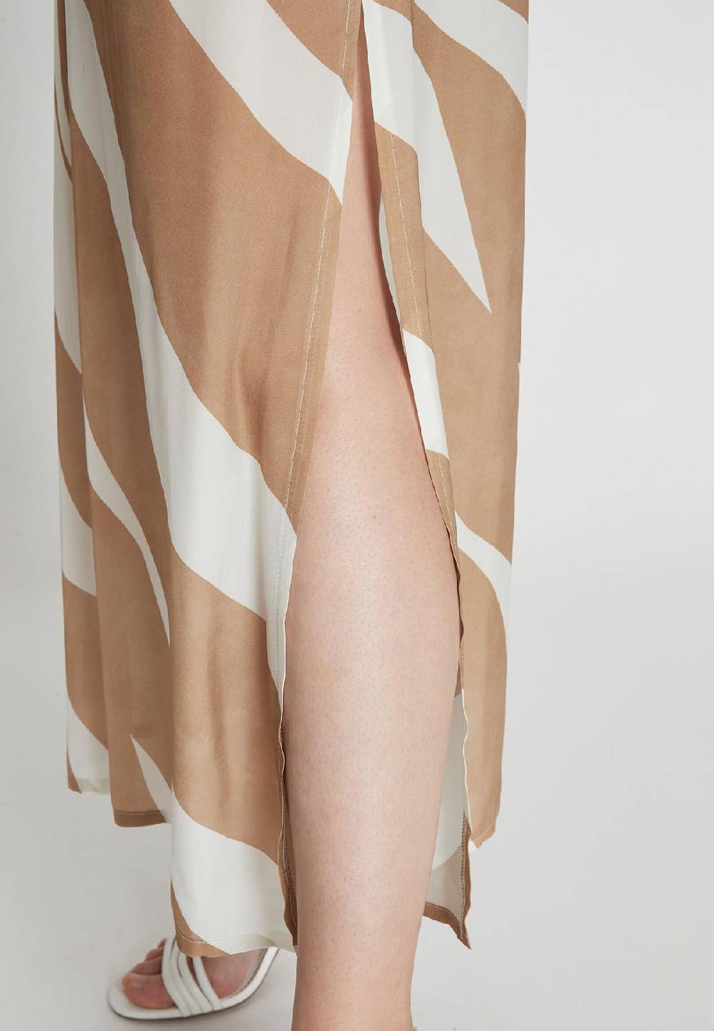 Ana Alcazar Maxikleid Rastea