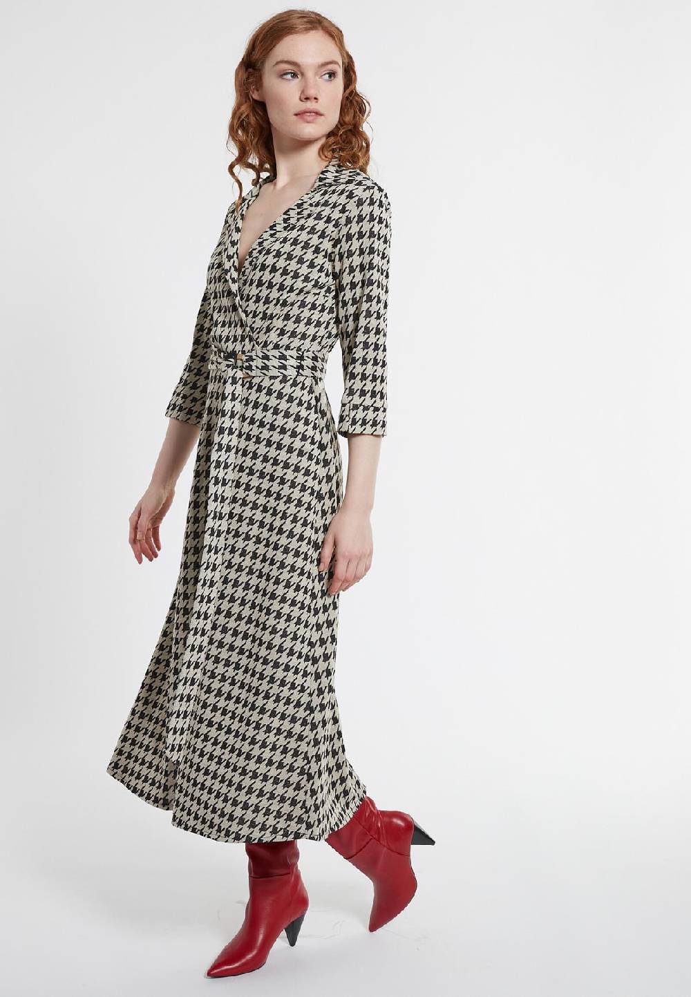 Ana Alcazar Midikleid Beido