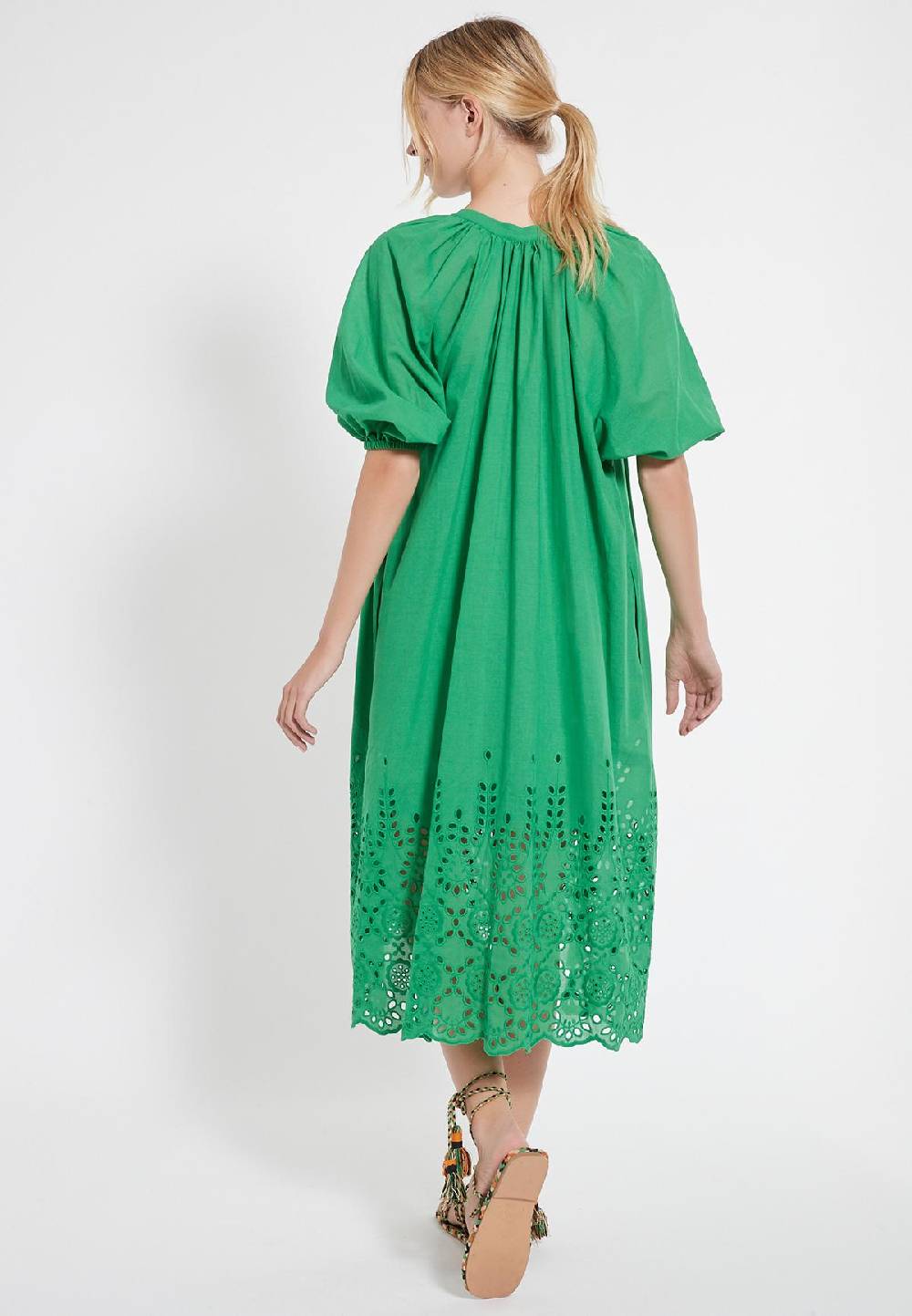 Ana Alcazar Midikleid Cama