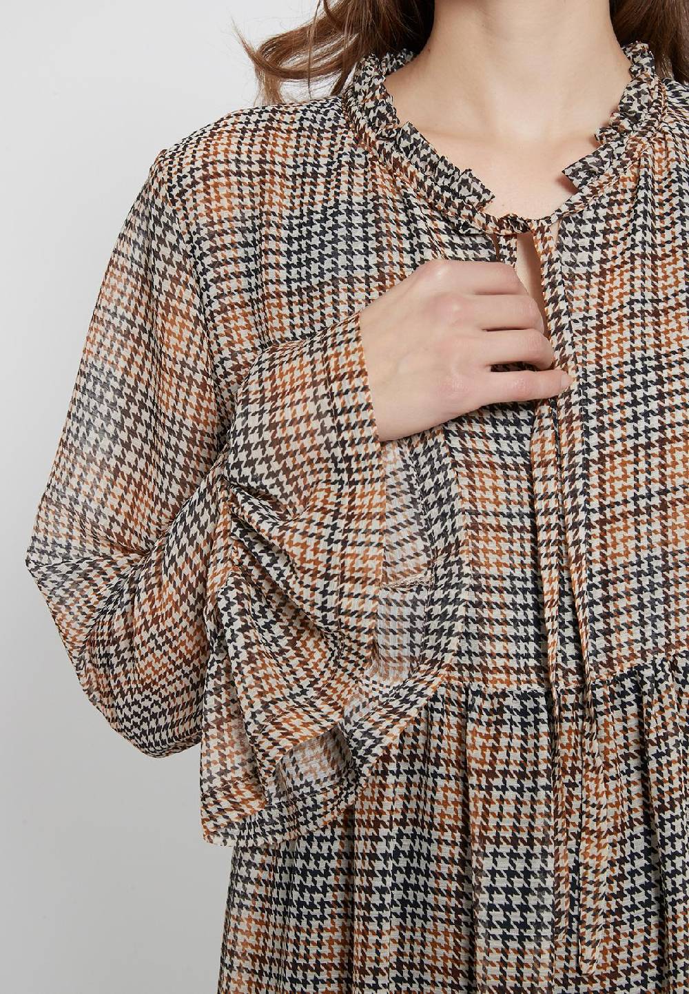 Ana Alcazar Midikleid Effme