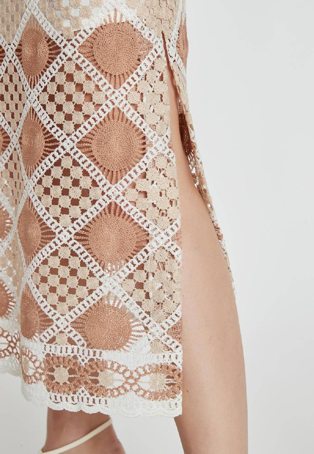 Ana Alcazar Midikleid Kabesi