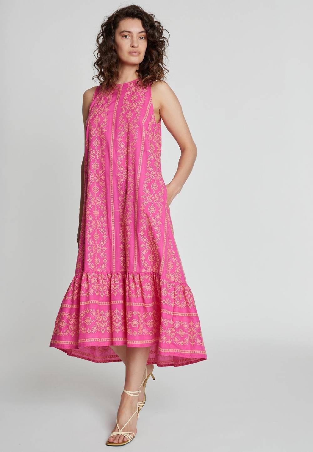 Ana Alcazar Midikleid Kadeli