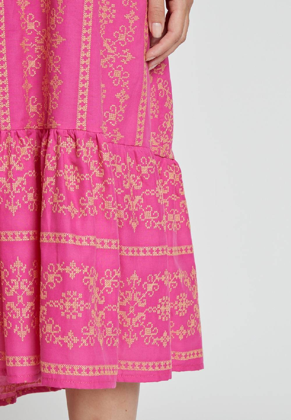 Ana Alcazar Midikleid Kadeli