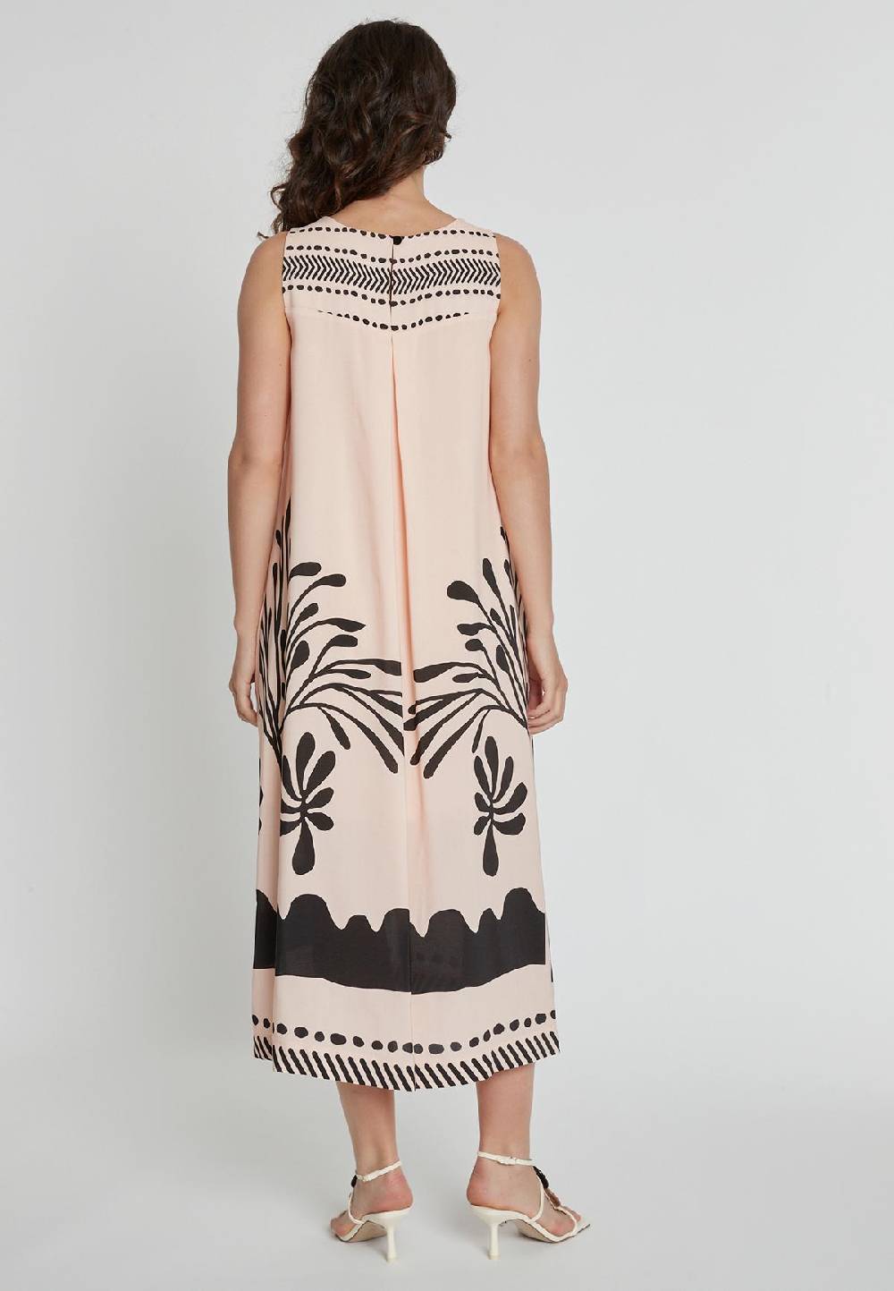 Ana Alcazar Midikleid Kafmea