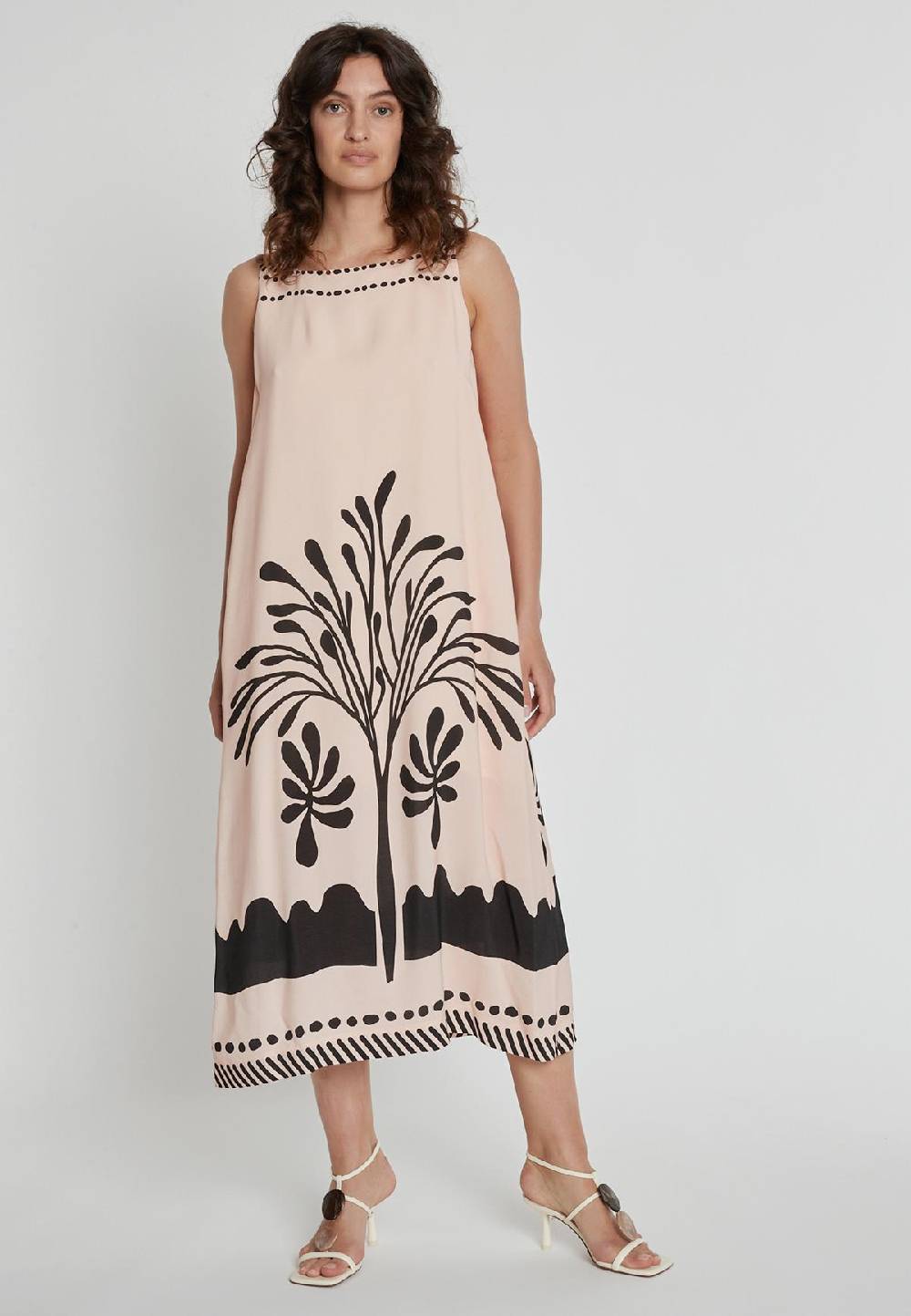 Ana Alcazar Midikleid Kafmea