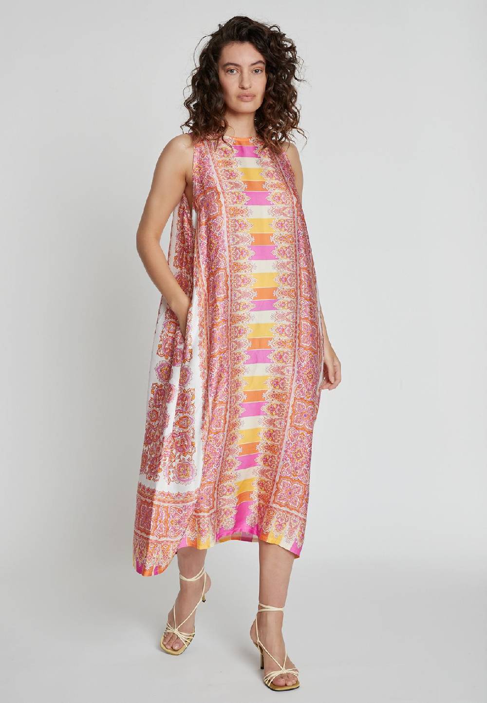 Ana Alcazar Midikleid Kany