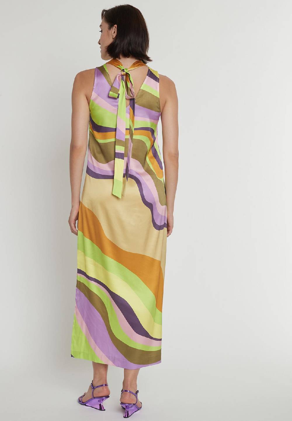 Ana Alcazar Midikleid Peana