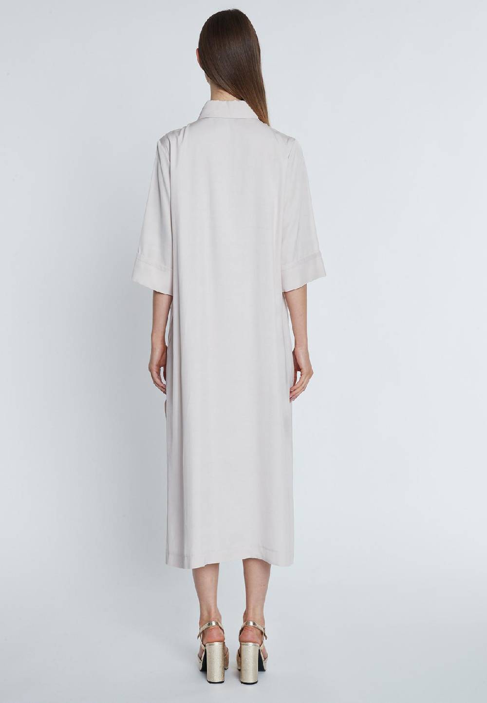 Ana Alcazar Midikleid Rakosa