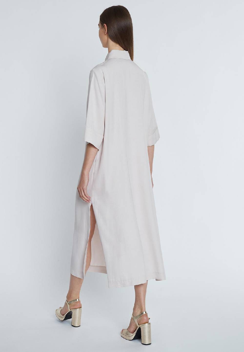 Ana Alcazar Midikleid Rakosa