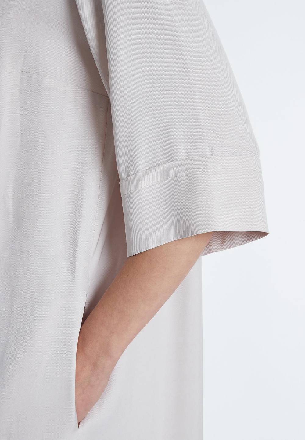 Ana Alcazar Midikleid Rakosa