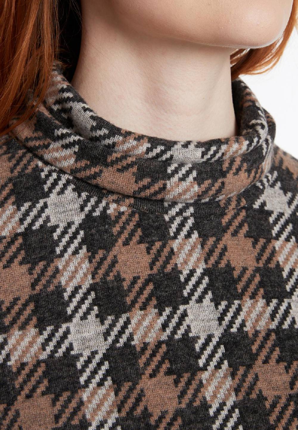 Ana Alcazar Midikleid Sopina