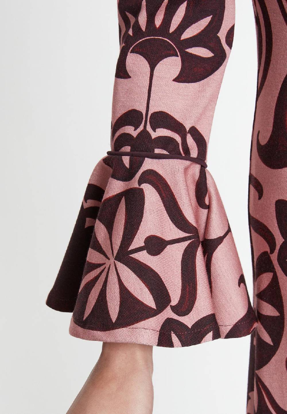 Ana Alcazar Midikleid Sorana