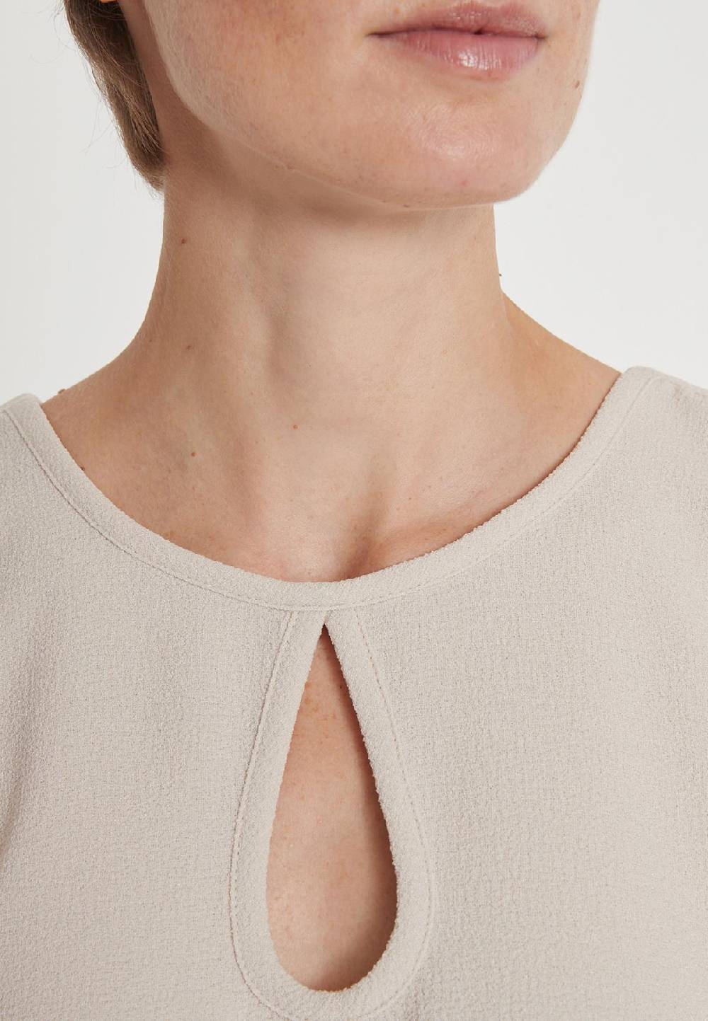 Ana Alcazar Mixtop Lacara