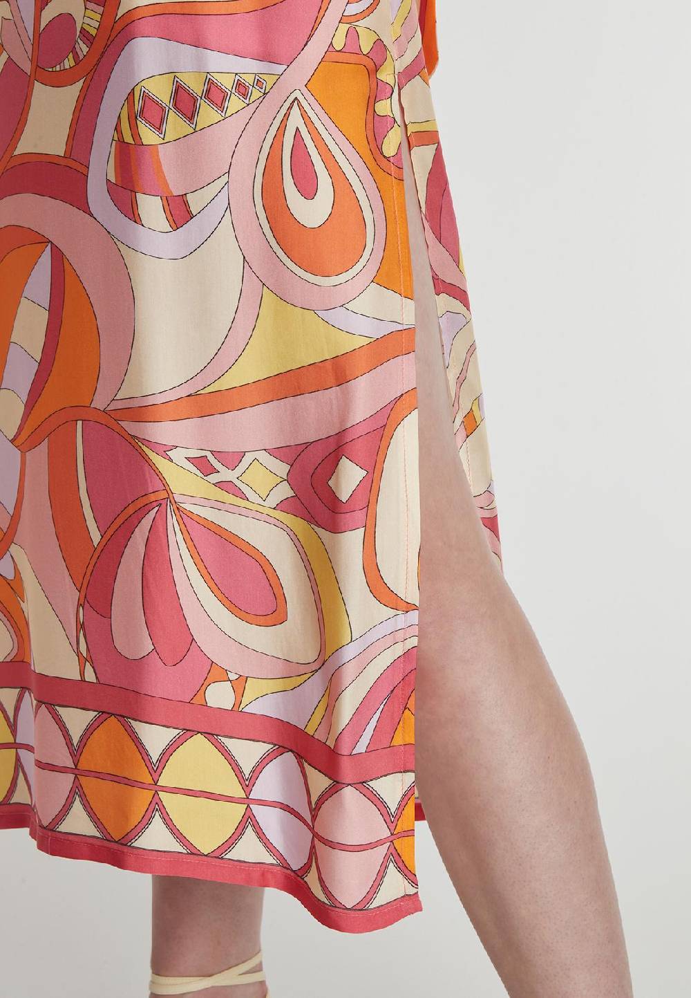 Ana Alcazar Neckholderkleid Patane