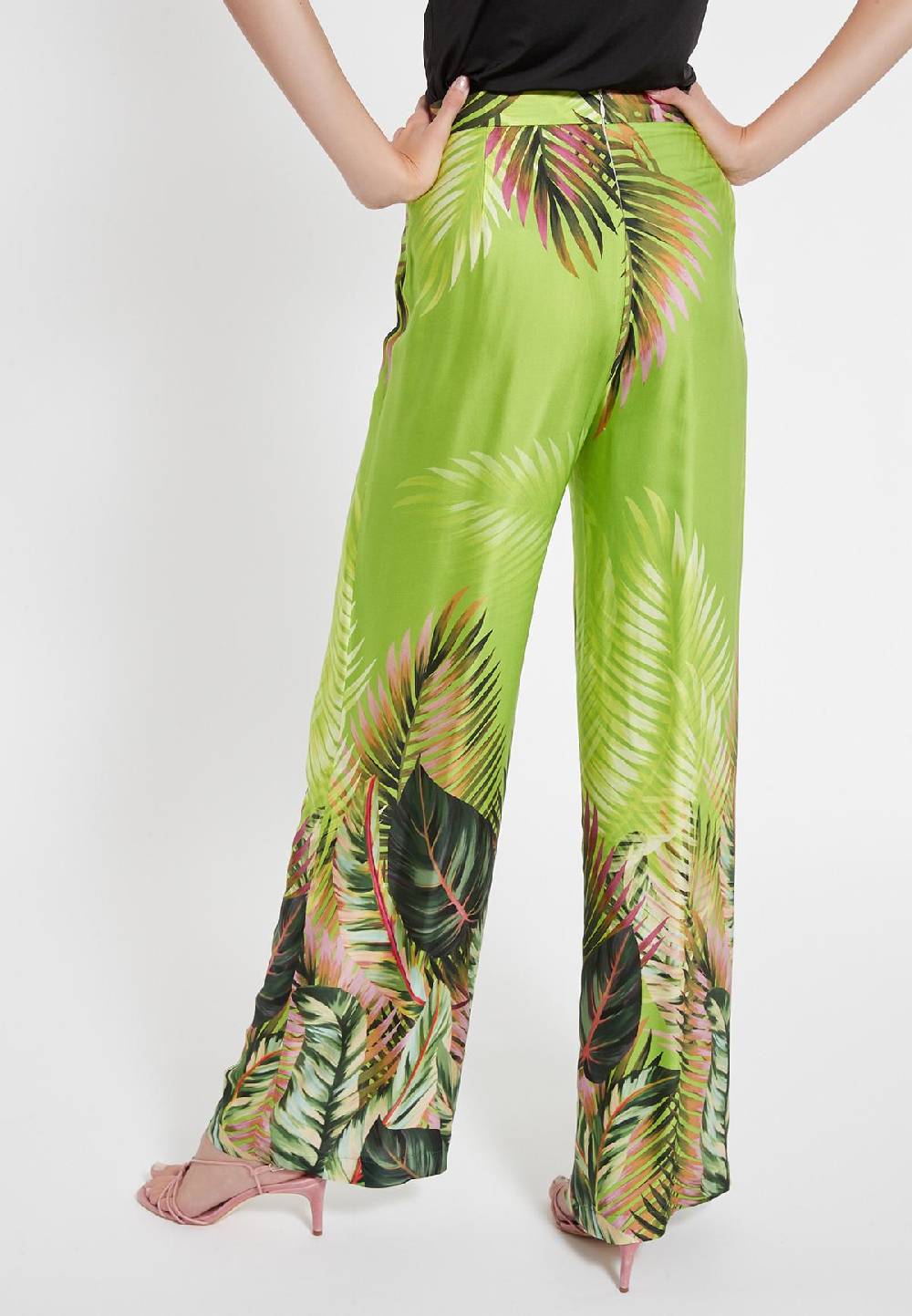 Ana Alcazar Palazzohose Casla