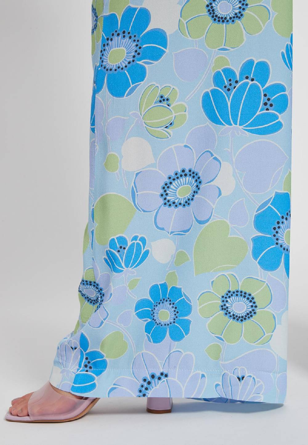 Ana Alcazar Palazzohose Gangy