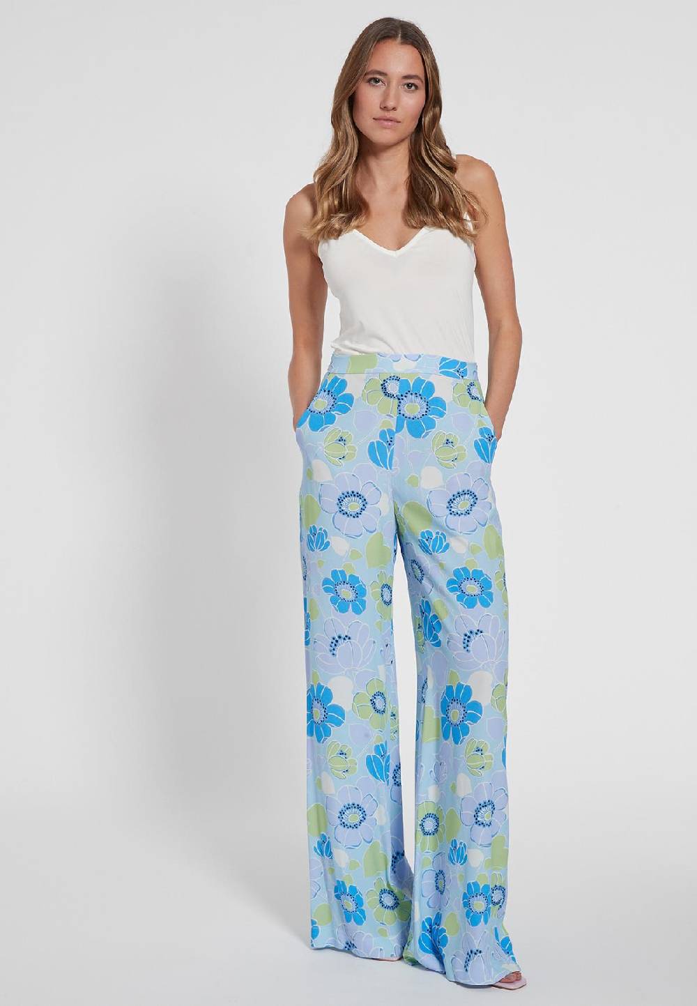 Ana Alcazar Palazzohose Gangy