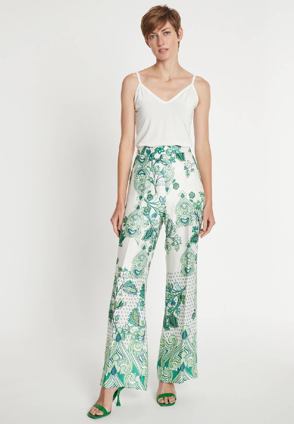 Ana Alcazar Palazzohose Lasiha