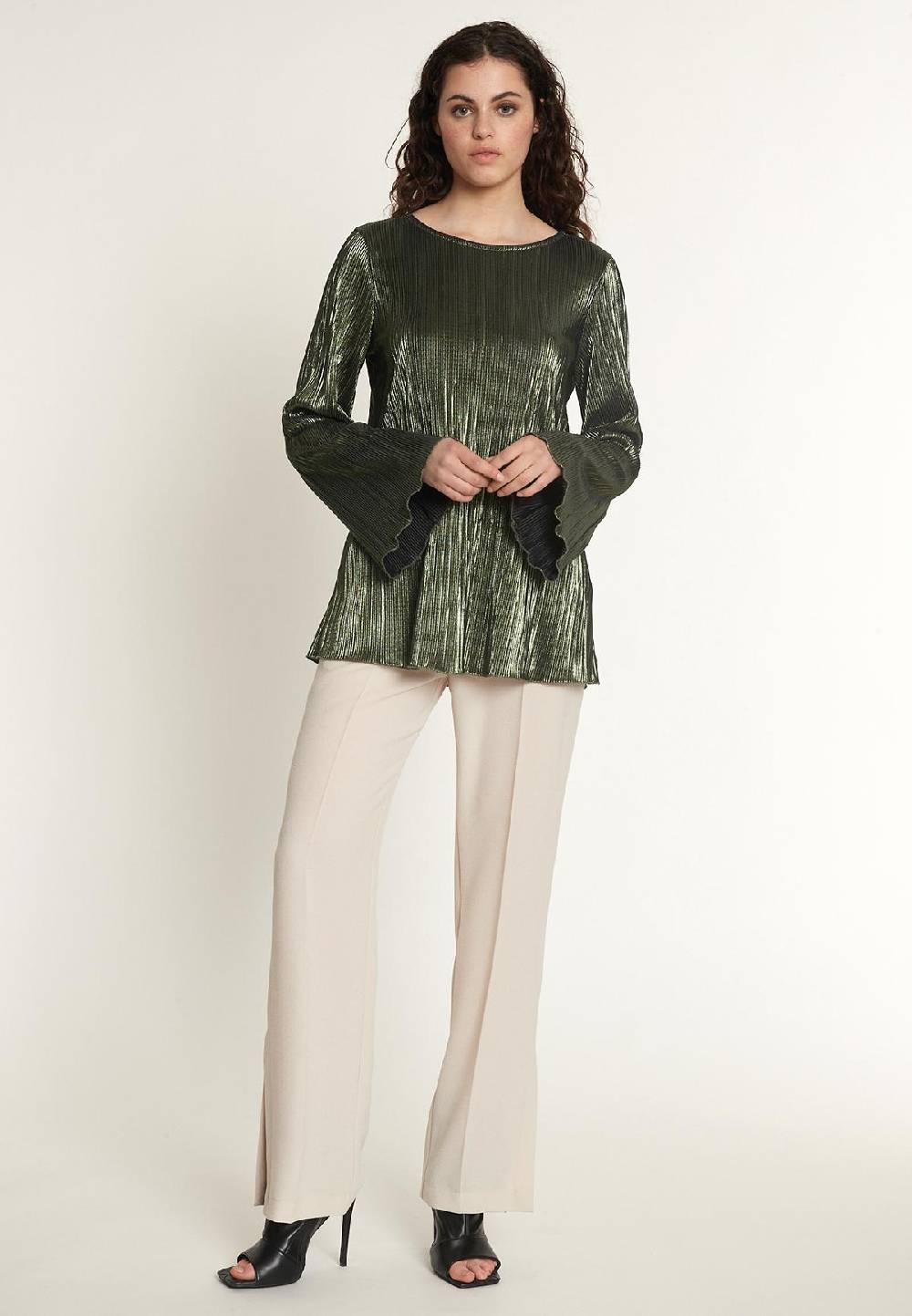 Ana Alcazar Plisseetop Ogyni