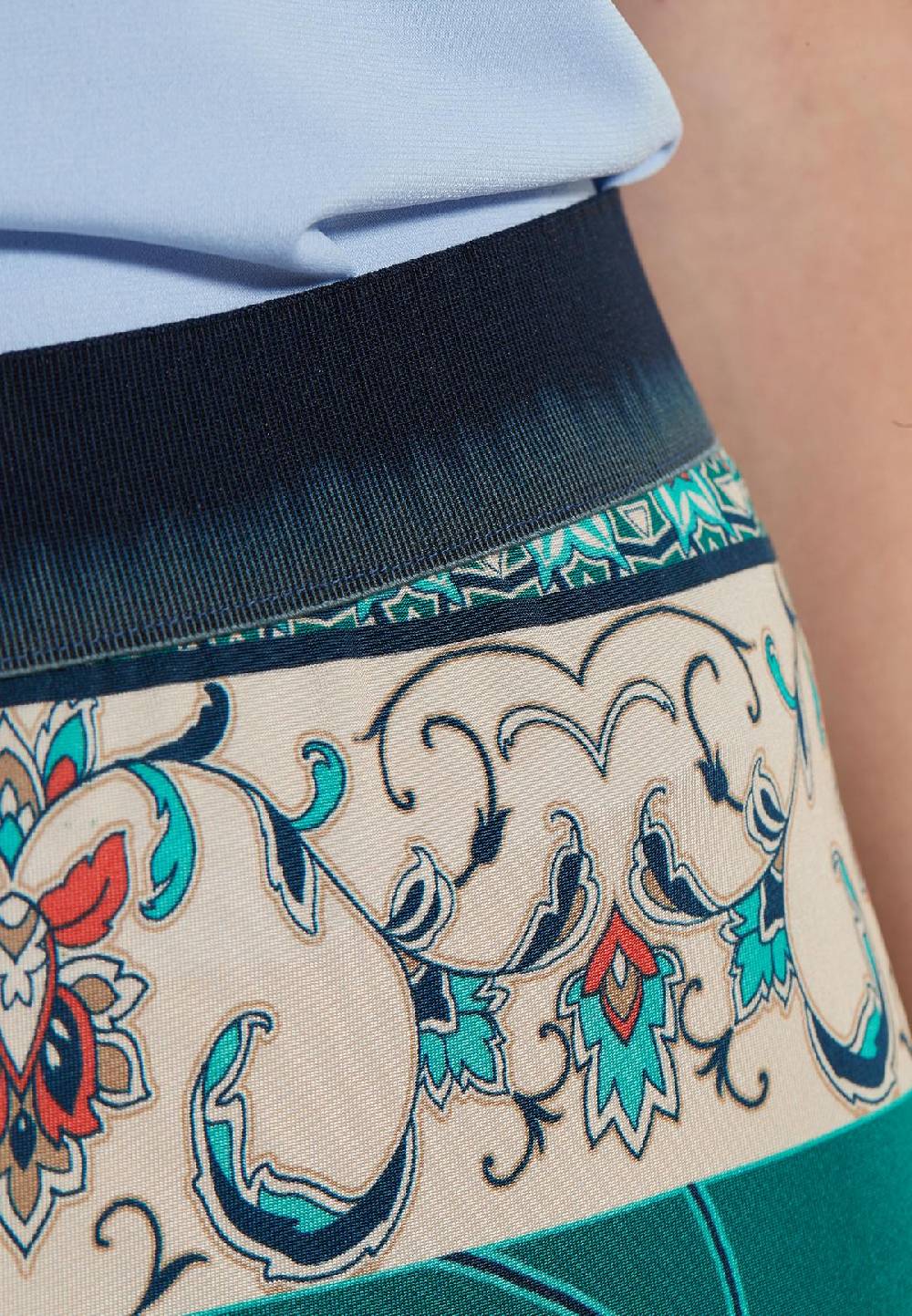 Ana Alcazar Printhose Cehla