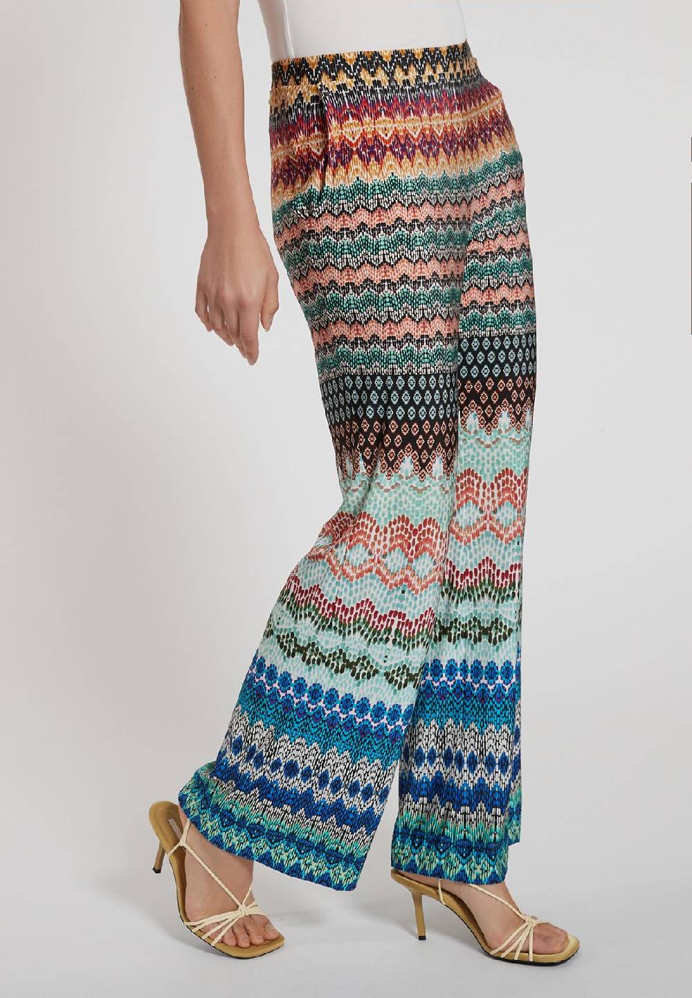 Ana Alcazar Printhose Genofis