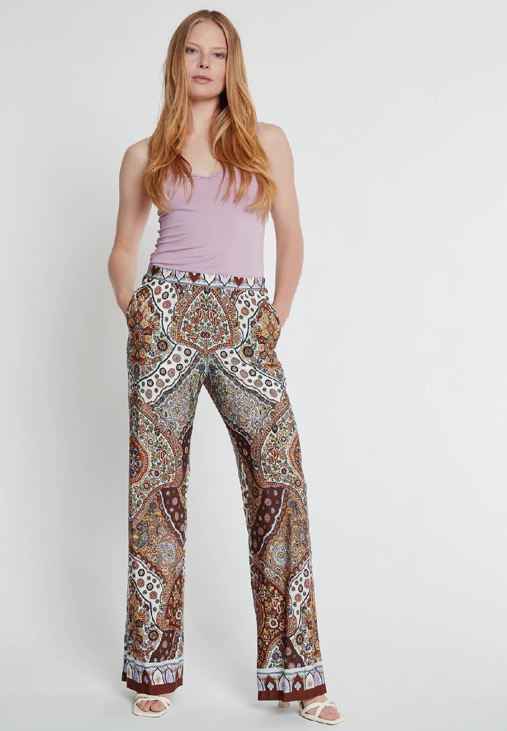 Ana Alcazar Printhose Kihea