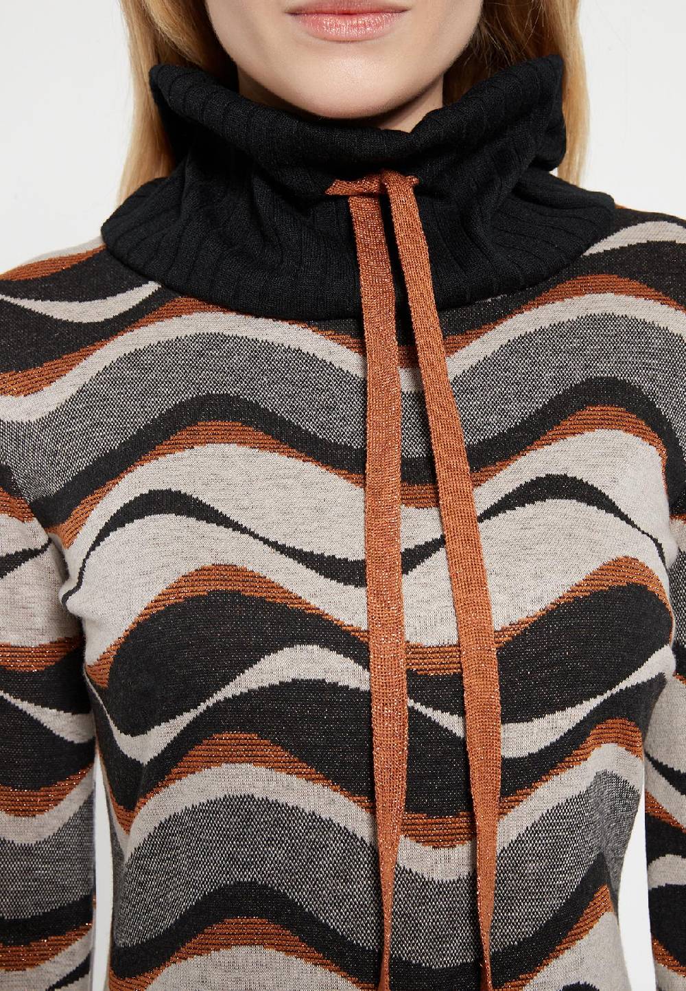 Ana Alcazar Rollkragenkleid Befli